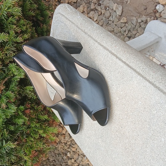 LifeStride The Caren Elegant Black Peep-Toe Heels Sz 10 - Picture 12 of 12